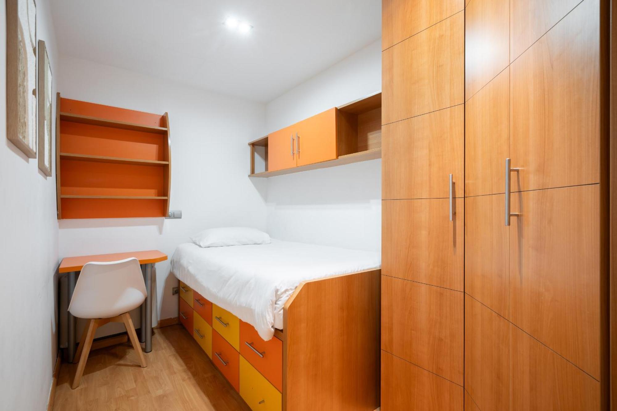 Apartamento En Plaza De Espana Alquiler Temporal Madrid Exterior foto