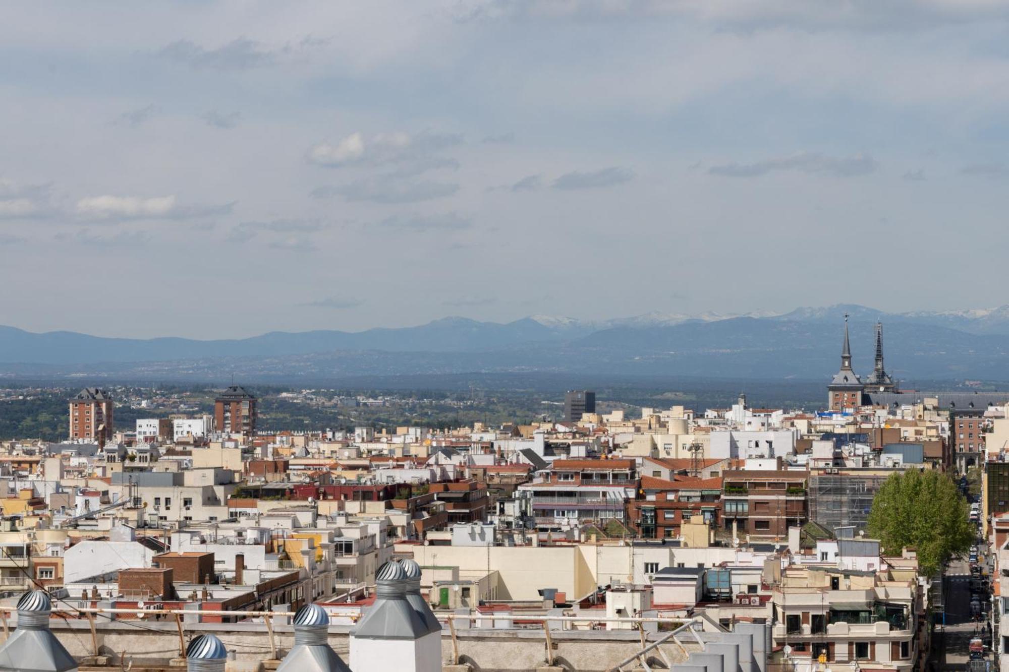 Apartamento En Plaza De Espana Alquiler Temporal Madrid Exterior foto